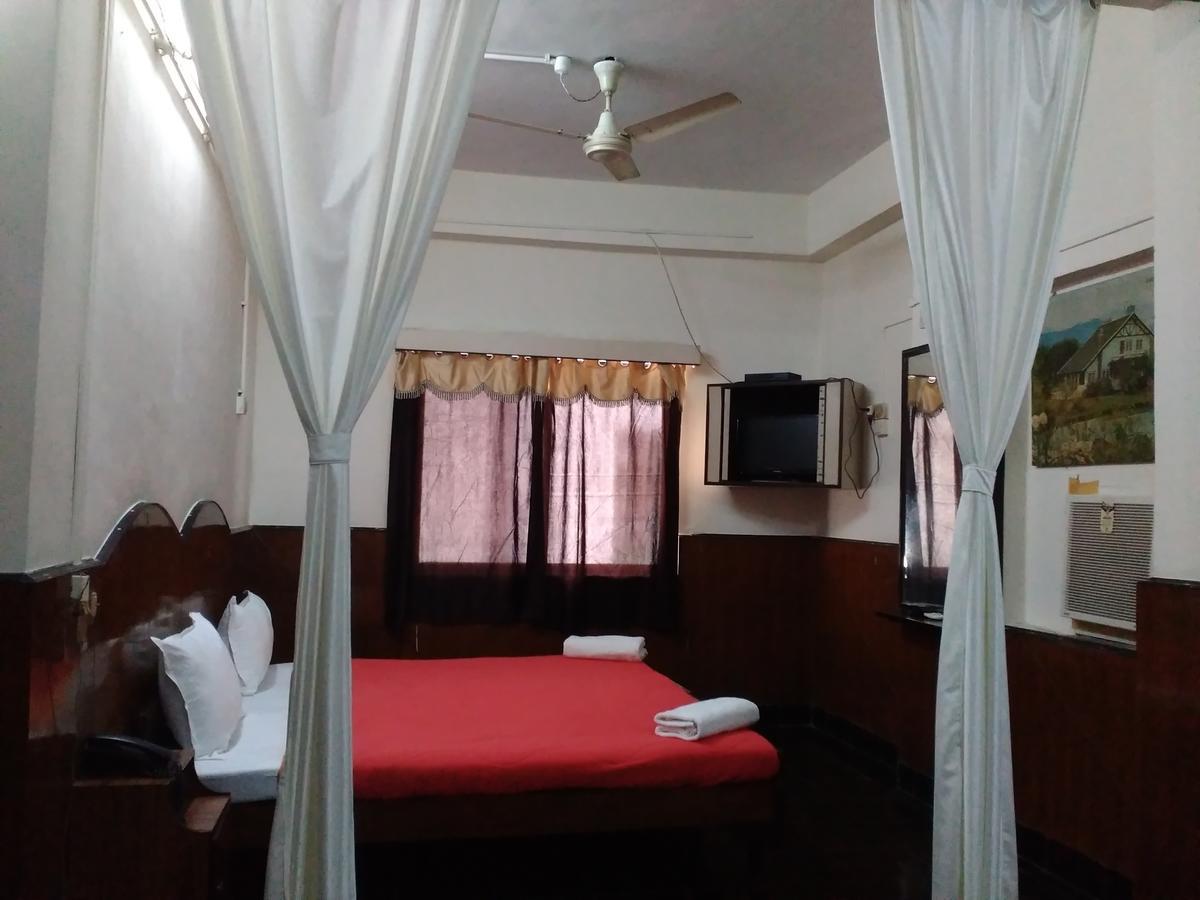 Diamond Hotel Daman Habitación foto