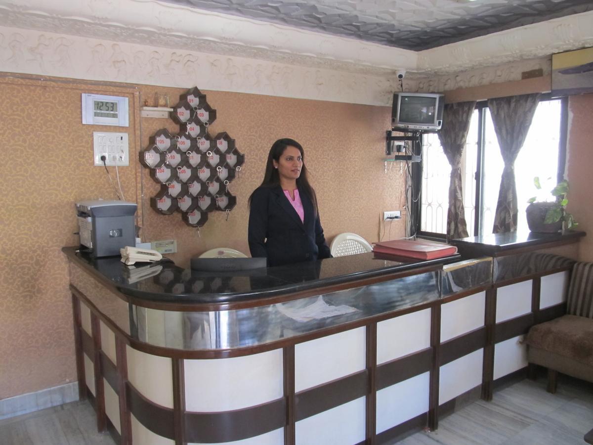 Diamond Hotel Daman Exterior foto